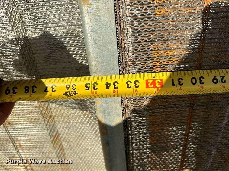 image for item LR9478 (3) screen decks 