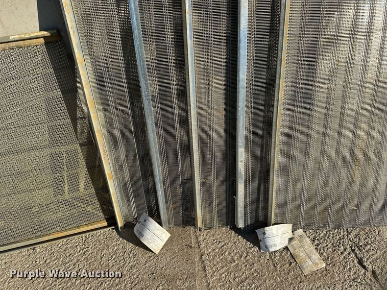 image for item LR9480 (7) screen decks 