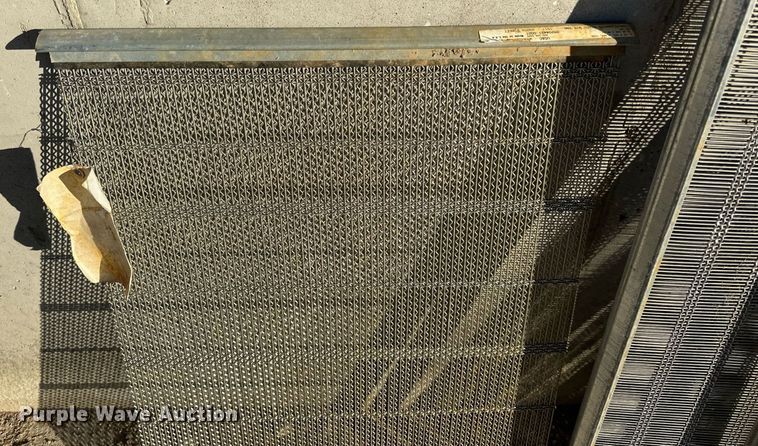 image for item LR9480 (7) screen decks 