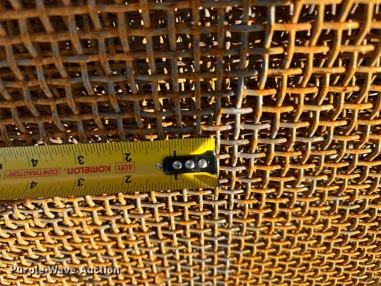 image for item LR9481 (4) screen decks 