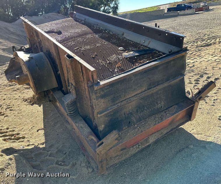 image for item LR9482 Shaker deck 