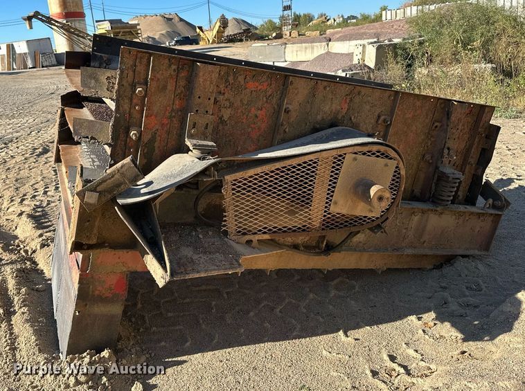 image for item LR9482 Shaker deck 