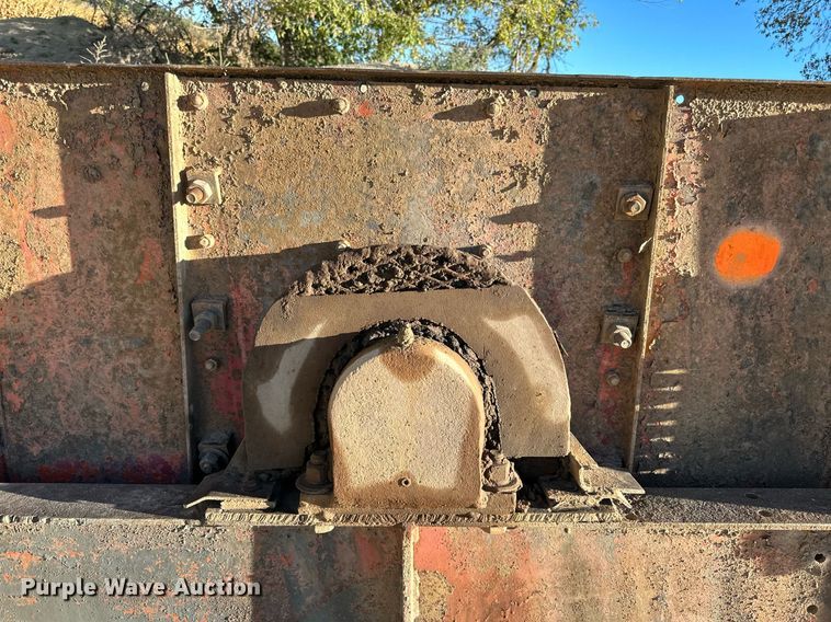 image for item LR9482 Shaker deck 