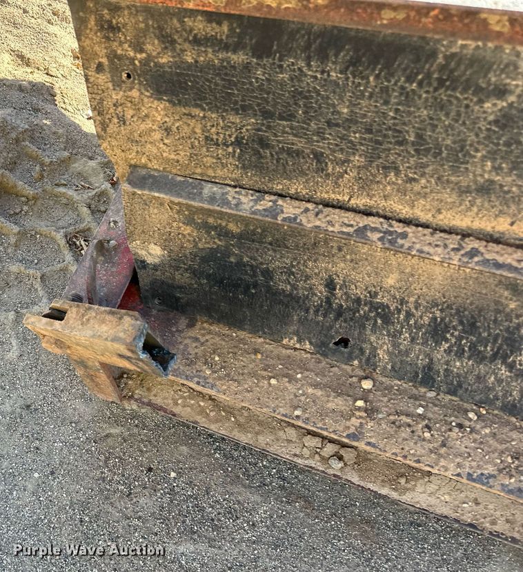 image for item LR9482 Shaker deck 