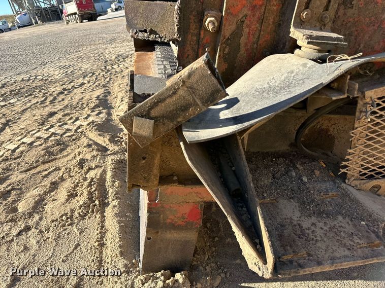 image for item LR9482 Shaker deck 