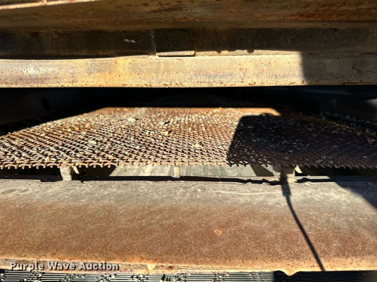 image for item LR9482 Shaker deck 