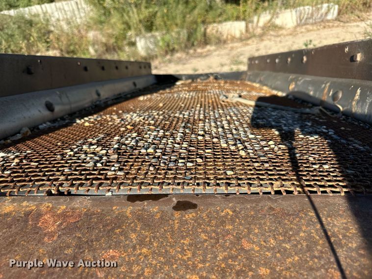 image for item LR9482 Shaker deck 