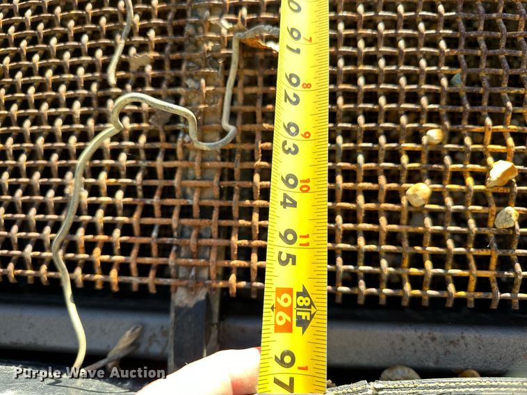 image for item LR9482 Shaker deck 