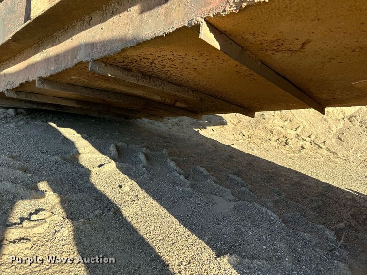 image for item LR9482 Shaker deck 