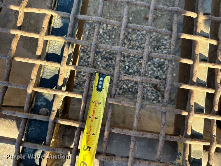 image for item LR9484 Shaker deck 