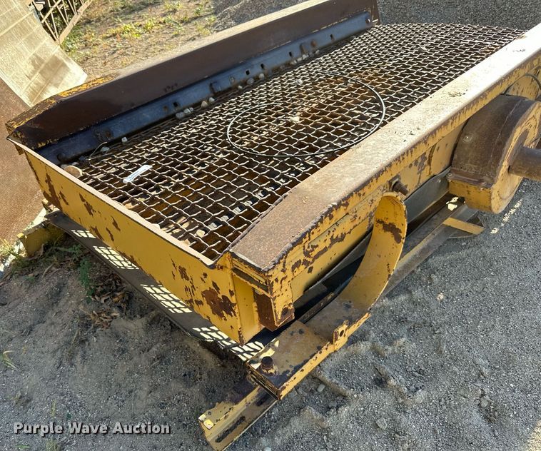 image for item LR9484 Shaker deck 