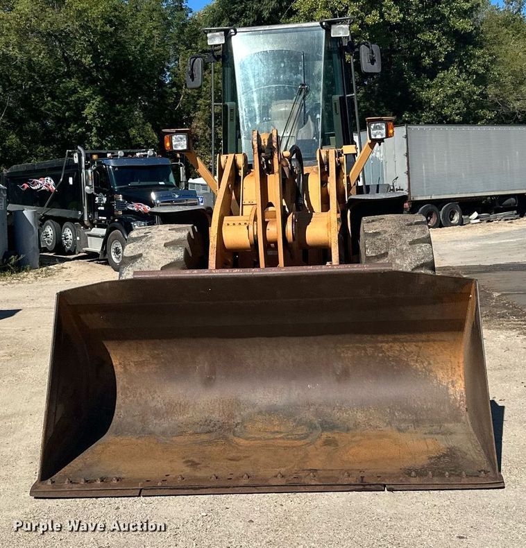 image for item LR9487 2004 Case 621D wheel loader