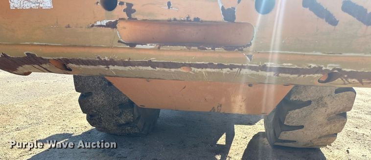 image for item LR9487 2004 Case 621D wheel loader