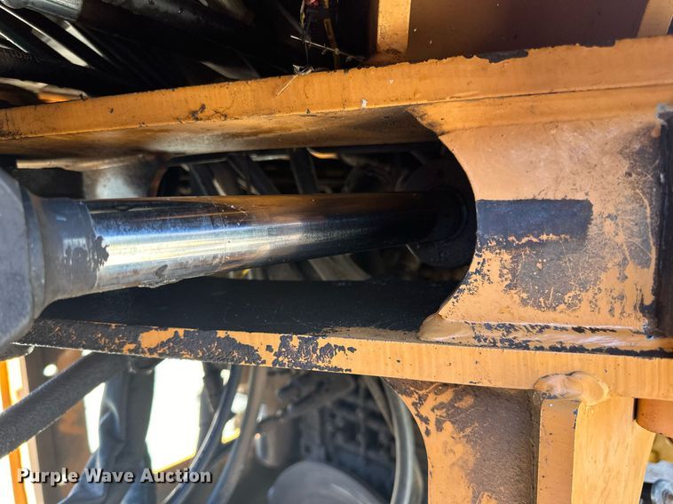 image for item LR9487 2004 Case 621D wheel loader