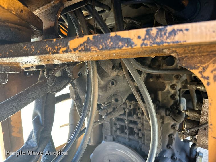 image for item LR9487 2004 Case 621D wheel loader