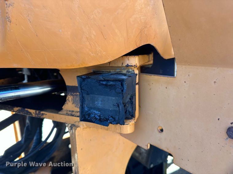 image for item LR9487 2004 Case 621D wheel loader