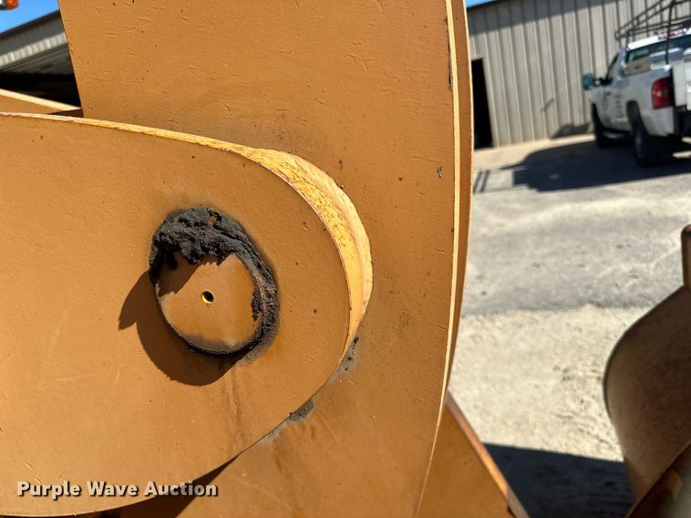 image for item LR9487 2004 Case 621D wheel loader