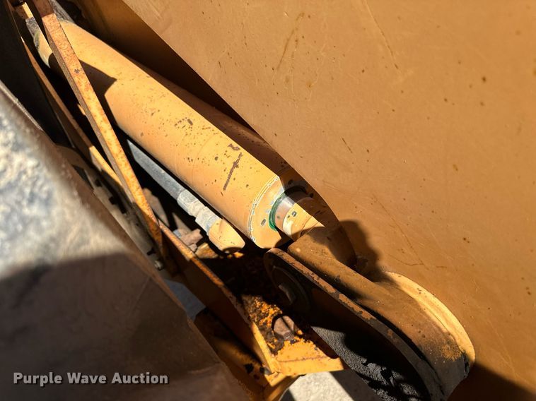 image for item LR9487 2004 Case 621D wheel loader