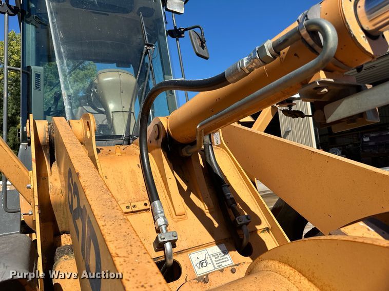 image for item LR9487 2004 Case 621D wheel loader