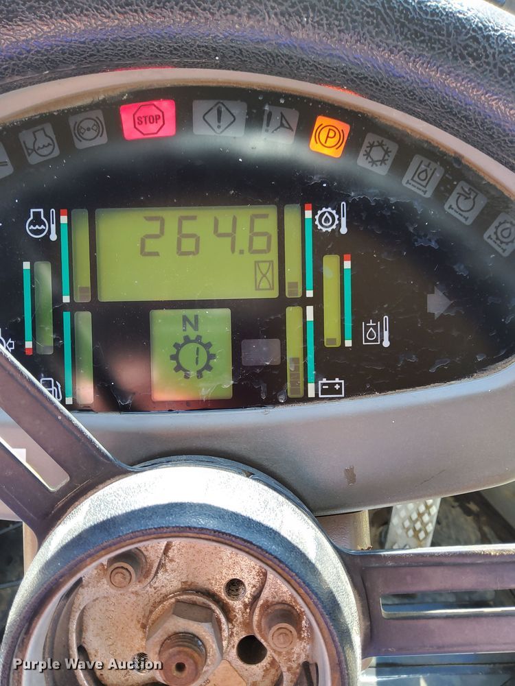 image for item LR9487 2004 Case 621D wheel loader