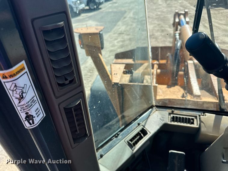 image for item LR9487 2004 Case 621D wheel loader