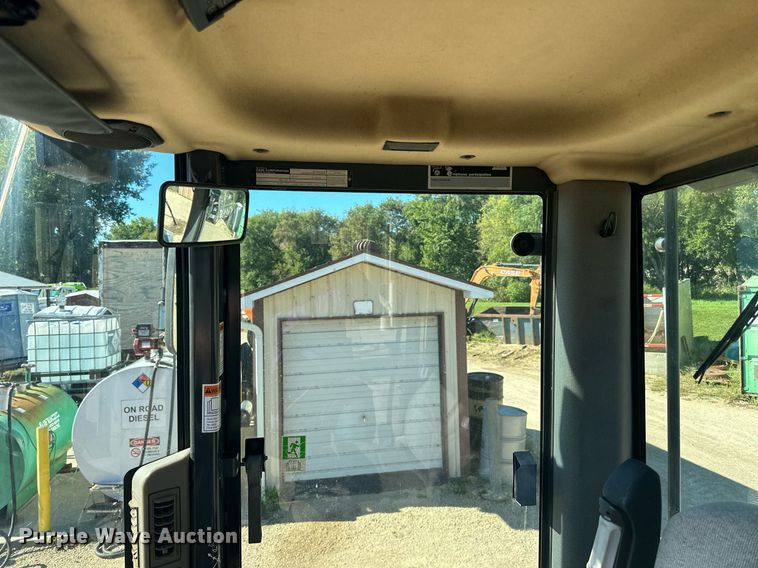 image for item LR9487 2004 Case 621D wheel loader