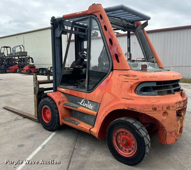image for item MV9187 2000 Linde H70D forklift