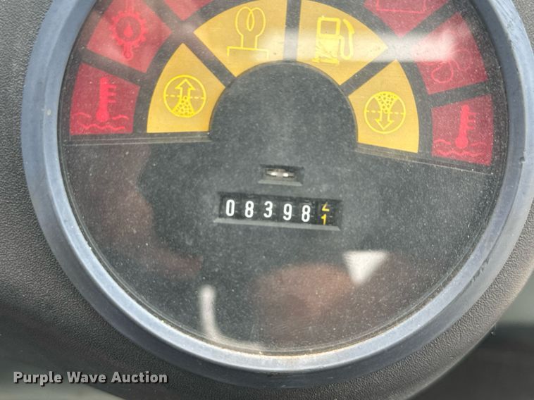 image for item MV9187 2000 Linde H70D forklift