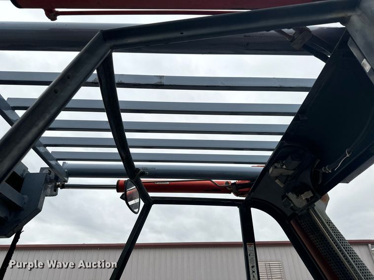 image for item MV9187 2000 Linde H70D forklift