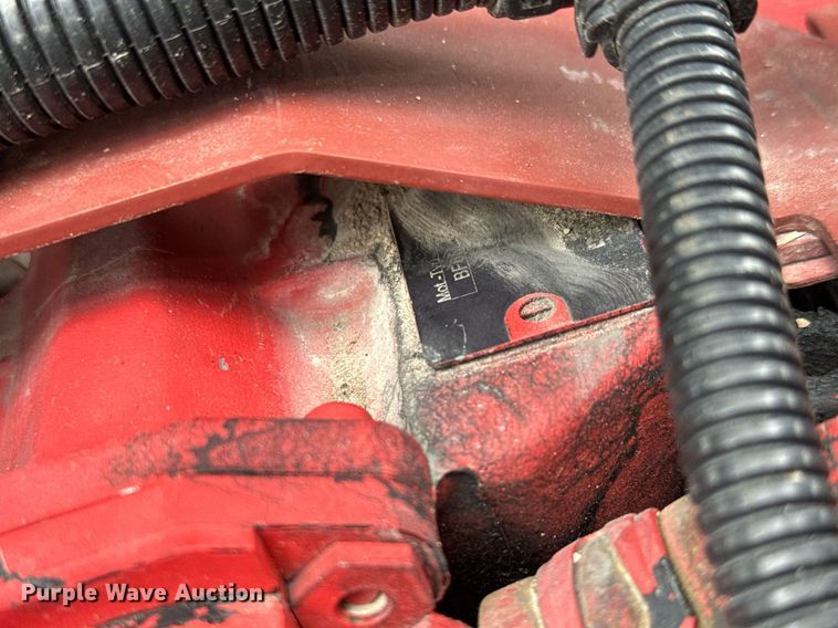 image for item MV9187 2000 Linde H70D forklift