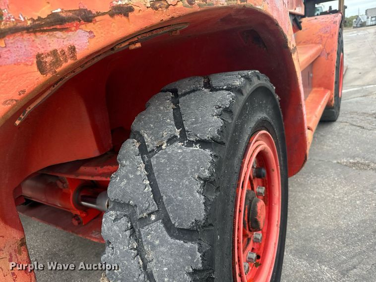 image for item MV9187 2000 Linde H70D forklift