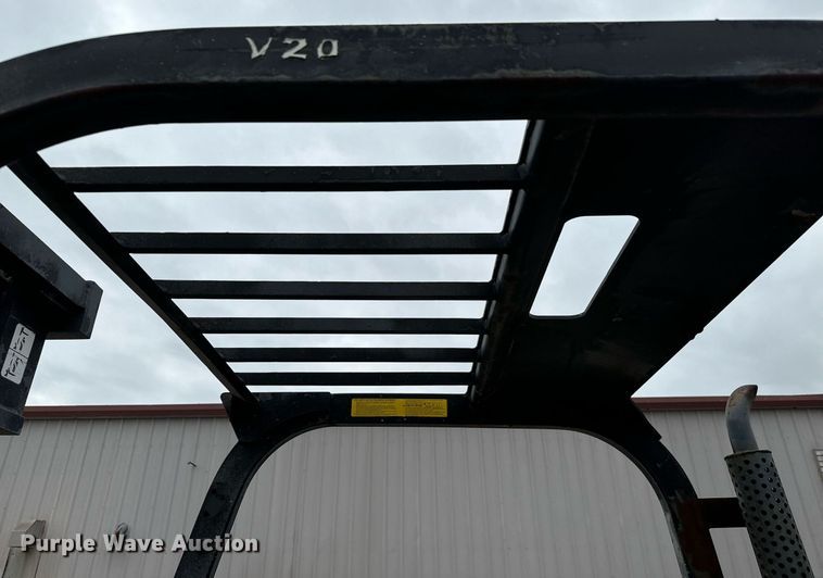 image for item MV9188 1997 Daewoo D40S forklift