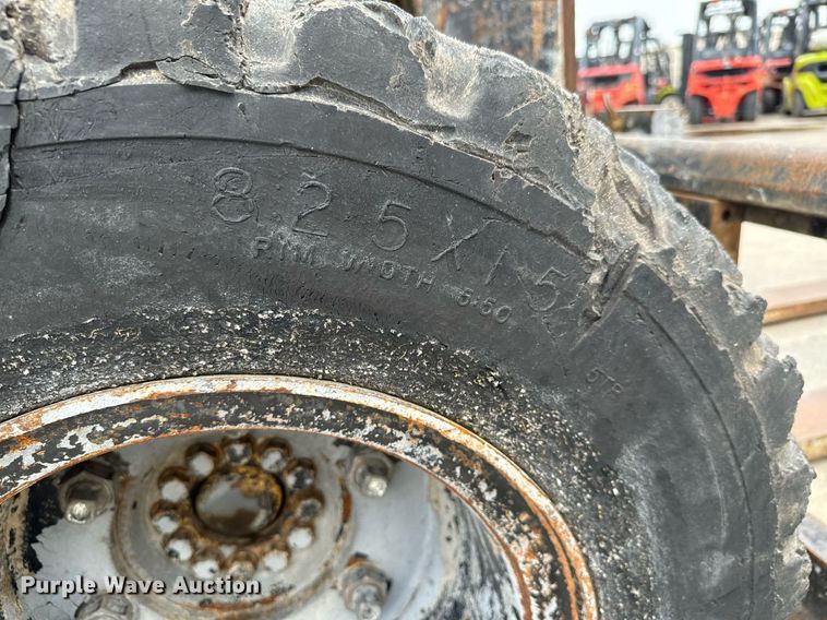 image for item MV9188 1997 Daewoo D40S forklift