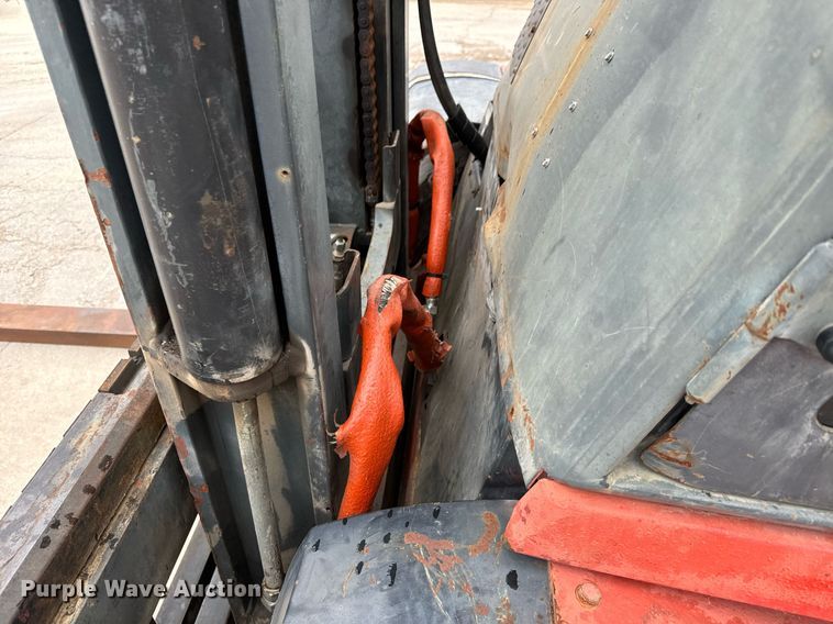 image for item MV9189 2006 Linde H80D-900-03 forklift