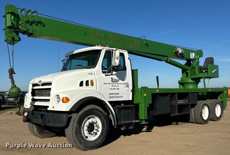image for item MV9231 1999 Sterling L-Line crane truck