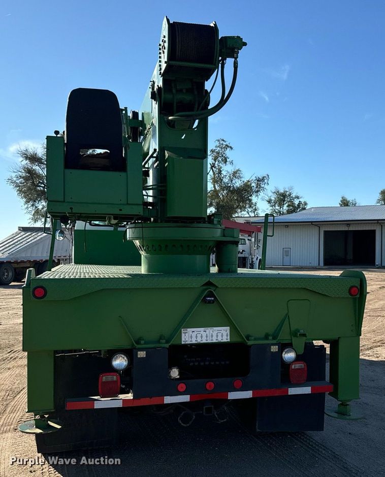 image for item MV9231 1999 Sterling L-Line crane truck