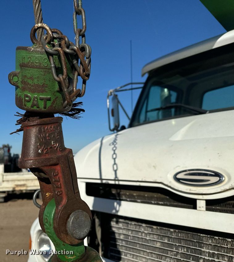 image for item MV9231 1999 Sterling L-Line crane truck