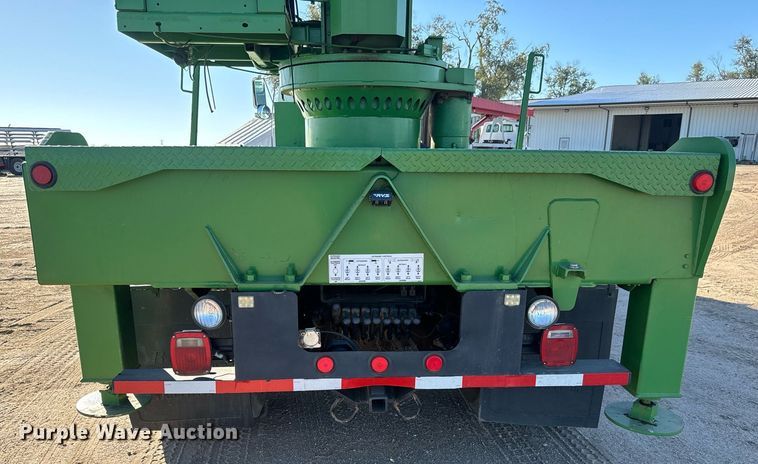 image for item MV9231 1999 Sterling L-Line crane truck