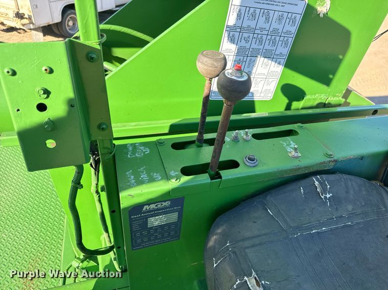 image for item MV9231 1999 Sterling L-Line crane truck