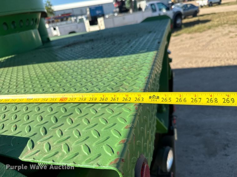 image for item MV9231 1999 Sterling L-Line crane truck