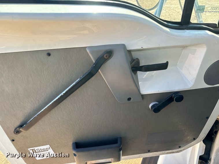 image for item MV9231 1999 Sterling L-Line crane truck