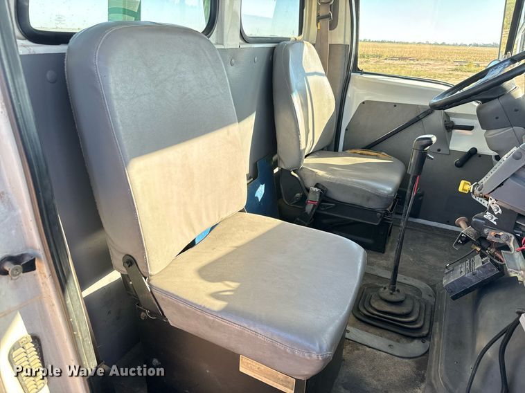 image for item MV9231 1999 Sterling L-Line crane truck