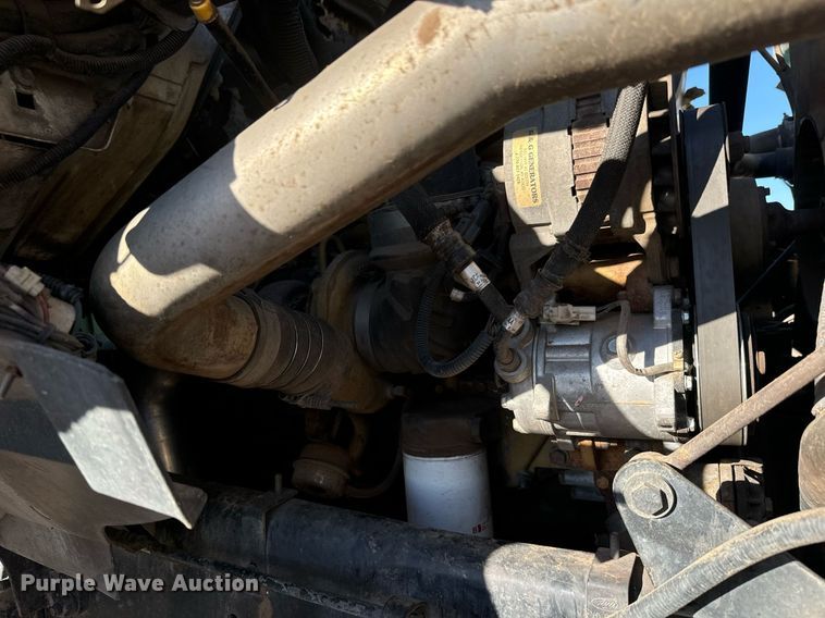 image for item MV9231 1999 Sterling L-Line crane truck