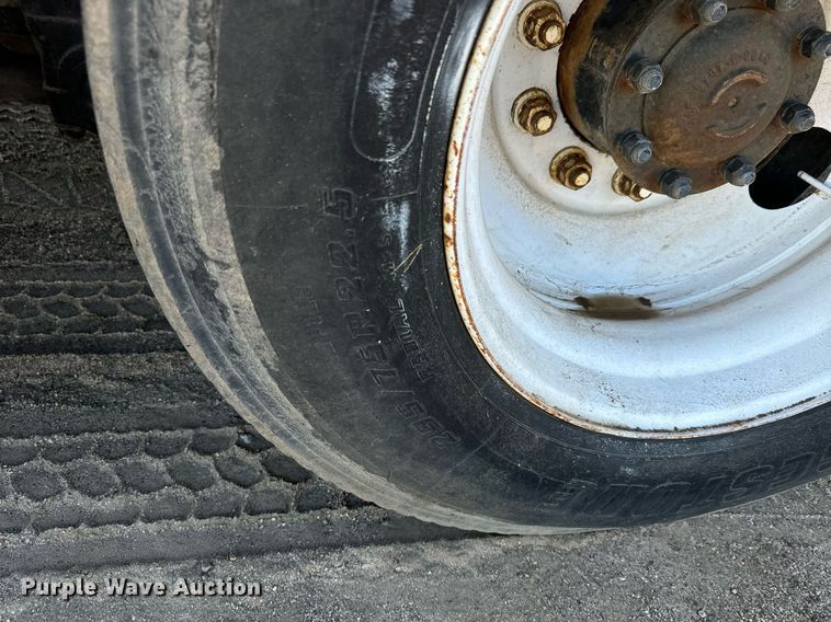 image for item MV9231 1999 Sterling L-Line crane truck