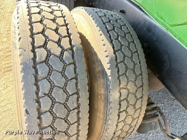 image for item MV9231 1999 Sterling L-Line crane truck