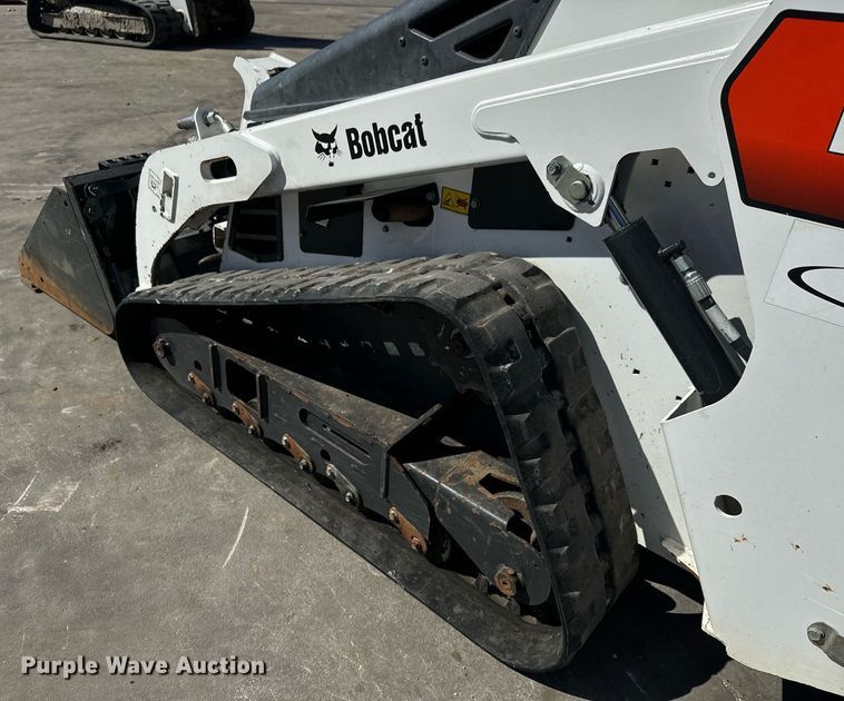 image for item MV9266 2019 Bobcat MT85 compact utility loader