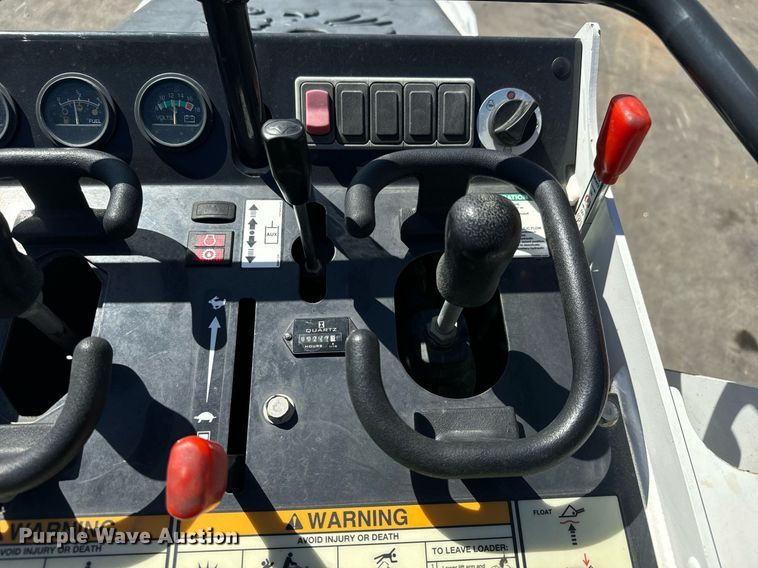 image for item MV9266 2019 Bobcat MT85 compact utility loader