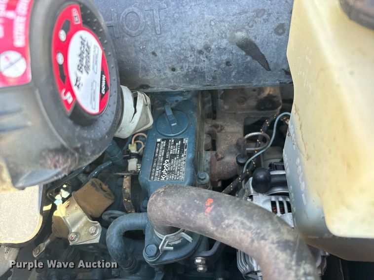 image for item MV9266 2019 Bobcat MT85 compact utility loader