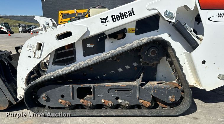 image for item MV9266 2019 Bobcat MT85 compact utility loader