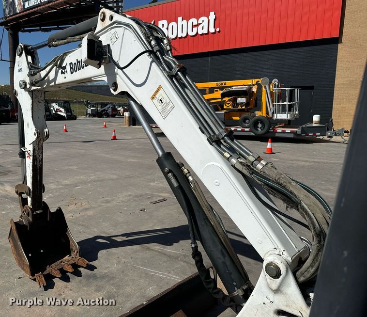 image for item MV9267 2008 Bobcat  329G mini excavator